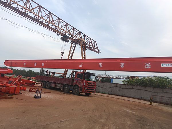 單梁起重機(jī)